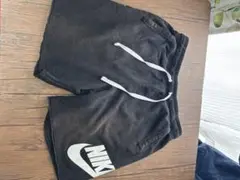 NIKEハーフパンツ　L