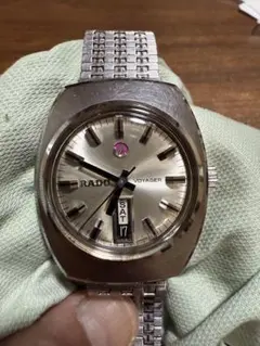 RADO。ラドー。VOYAGER。時計。スイス製時計。ジャンク品として。 RADO。ラドー。VOYAGER。時計。ジャンク品として。 - メルカリ