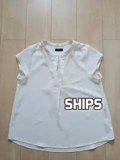 SHIPS　シップス　スキッパーブラウス　フレンチスリーブ　オフホワイト　М