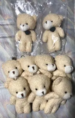 新品　ミニクマ　ストラップ　1個(全部で9個ある)