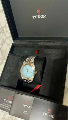 国内正規品　チューダー　ラグーンブルー　TUDOR BLACKBAY54