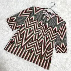 【 J.M.J.K 】幾何学模様プルオーバー　美品　レディース　七分袖（M〜L）