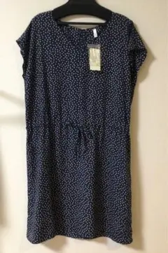 Lugano cure ★ 膝丈ワンピース 【 新品 】