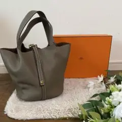 日本製本革　ノーブランドバケツバッグ　エトゥープ　ゴールド金具