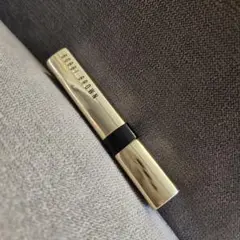 Bobbi Brown リュクス シャイン インテンスリップスティック 01