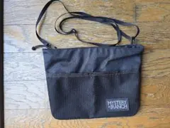 Item thumbnail for item 25642b06-7f41-4f4f-bfd9-f5f642fd0d25