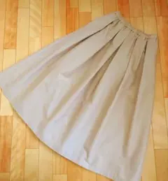 AQUAFITS タックフレアスカート ベージュ M