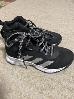 adidas バスケットボールシューズ ブラック