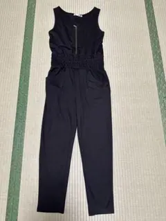 ブラック　サロペット　オールインワン
