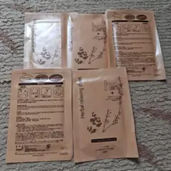 Item thumbnail for item aeb9f246-4883-4ff5-a4f8-de71114b16cd