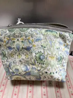 花柄ミニポーチ