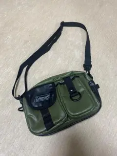 Coleman クロスボディバッグ ショルダーバッグ