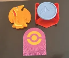 マクドナルド　ハッピーセット　ポケモン　第2弾　メガリザードン　ひみつのおもちゃ