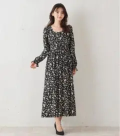 【未使用品！！】ミーア　花柄　ワンピース
