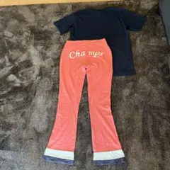 championチャンピオンフレアパンツ＆ネイビーTシャツ上下セット