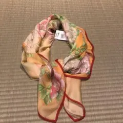 シルクスカーフ