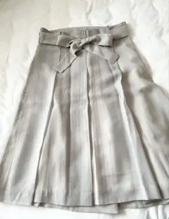 【美品】Calvin Klein カルバンクライン 膝丈 フレアスカート