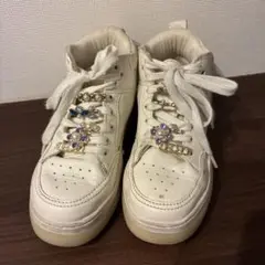 19センチ　ZARA ビジュー付きホワイトスニーカー