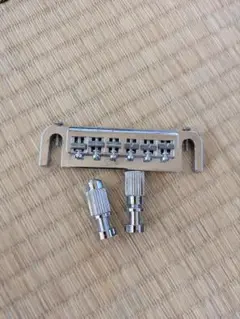 Item thumbnail for item d8105dc3-ec25-4d1d-b51a-4310d054d85d