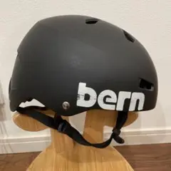 bern マットブラック ヘルメット