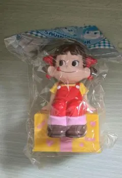 ペコちゃん 貯金箱 不二家