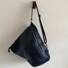 Item thumbnail for item c2be775f-5c10-4862-a839-3f476900b10a