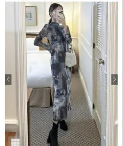 アート柄シアーワンピース　Sサイズ