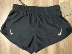 ★新品未使用　ナイキ　レディースショートパンツ　ランニング