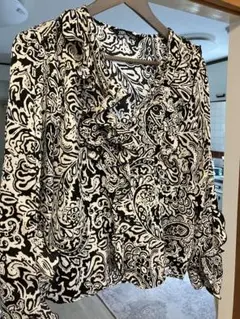 ZARA 白黒ペイズリー柄 長袖シャツ Mサイズ