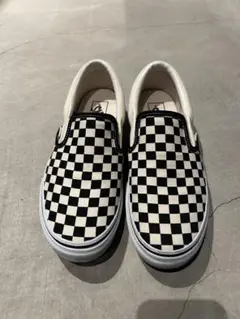 Item thumbnail for item b4554fe0-b36f-4a74-bab0-bcb933d6e9c0