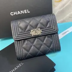 ☆美品☆シャネル ボーイシャネル キャビアスキン 二つ折り財布 ブラック