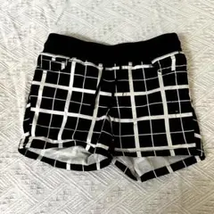 キッズ用 黒と白のチェック柄ハーフパンツ 150