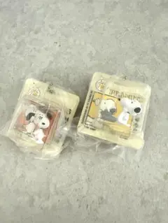スヌーピー カプセルトイ 2個セット　ガチャガチャ