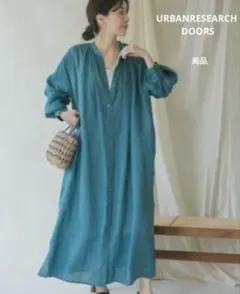 【美品】URBANRESEARCHDOORSリネンギャザーワンピロングワンピース