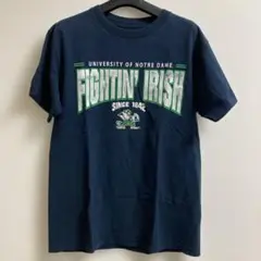 FIGHTING IRISH NOTRE DOME Tシャツ