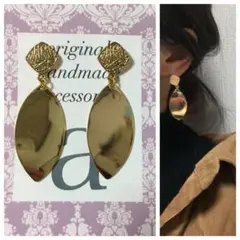 1196☺︎デザインゴールドとメタルゴールドのアンティークピアス☺︎