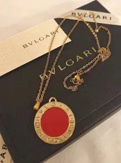 【正規 未使用】BVLGARI ビックロゴ刻印レッドチャーム/ネックレスチェーン