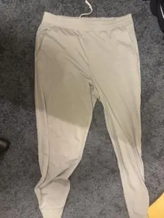 ユニクロ　グレー　ロングスキニーパンツ
