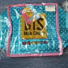 チロルチョコ　保温保冷グリッターランチバッグ　ブルー