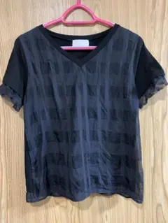 【美品】デザインTシャツ【PARADIS TERRE】