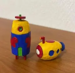 カラフルな木製潜水艦とロケットセット