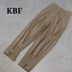 【ケービーエフ】ヘムボタンデザインパンツ 2way ワイドパンツアーバンリサーチ