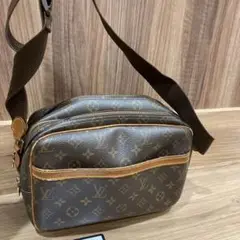 LOUIS VUITTON ルイヴィトン リポーターPM ショルダーバッグ 人気