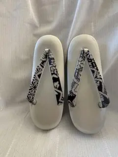 Item thumbnail for item 52a2b5a4-2741-4111-8a50-6f171670b29b