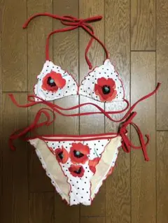 【訳あり値下げ】水着 ビキニ 花柄 Ｍ レディース ☆未使用☆