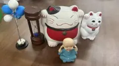 招き猫と置物のセット