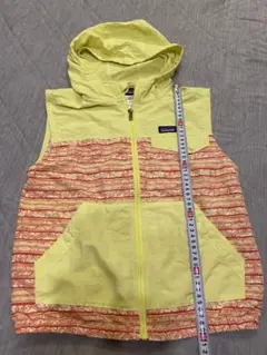 Patagonia フード付きベスト サイズ160cmくらい