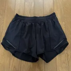 ルルレモン　ショートパンツ　サイズ6