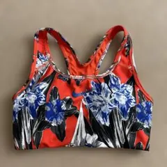 値下げ　NIKE スポーツブラ　sサイズ　美品