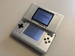 【ジャンク】初代 ニンテンドーDS 本体のみ